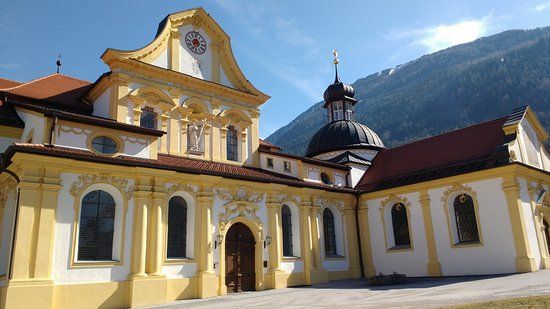 Stift Stams
