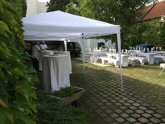 Storchennest Heurigen-Restaurant