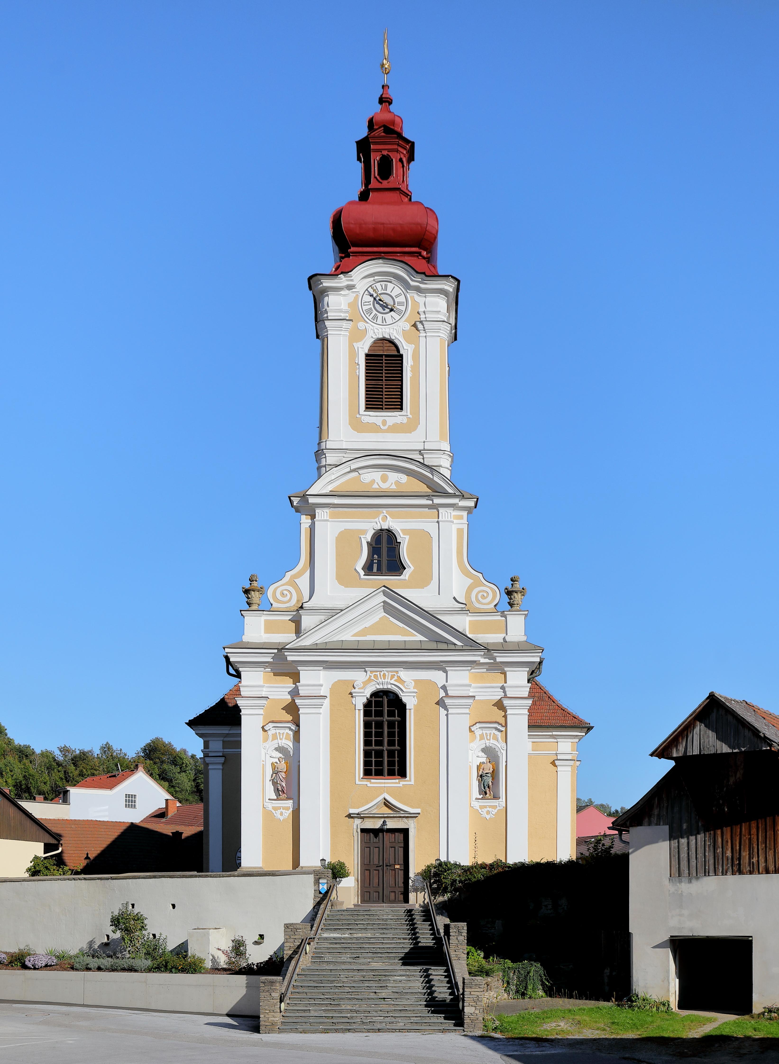 Wallfahrtskirche Maria Hasel und Kirchhof
