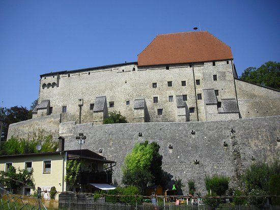 Burg Tittmoning