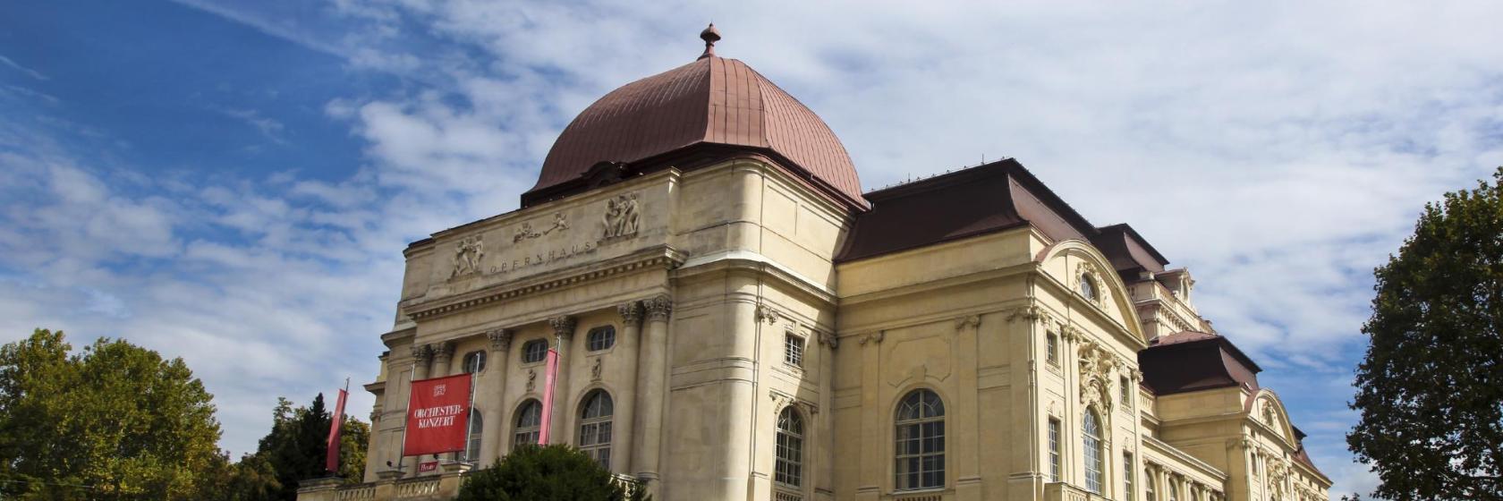 Opernhaus